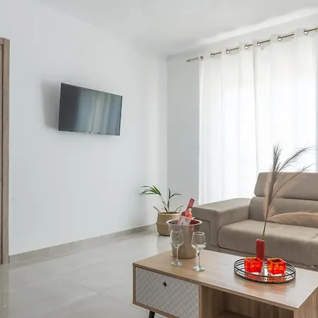 Katerina Family Αρχάγγελος