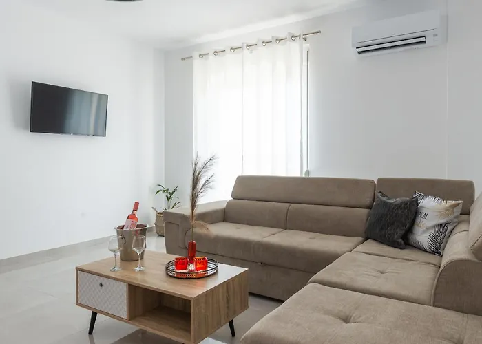 Katerina Family 公寓 阿彻奇洛斯